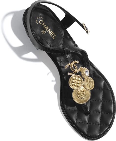 sandali chanel con tacco basso|Chanel suede sandals.